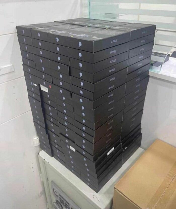 Wholesale Mixed iPhone Pallet – 25 Clearance & Returns iPhones XR to 13 Pro Max