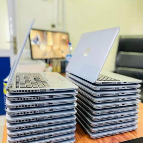 HP 15.6" Touch Laptop (i7/16GB/512GB SSD)