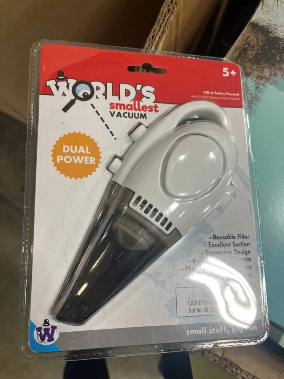 Assorted Tech Accessories Retail - Image 7