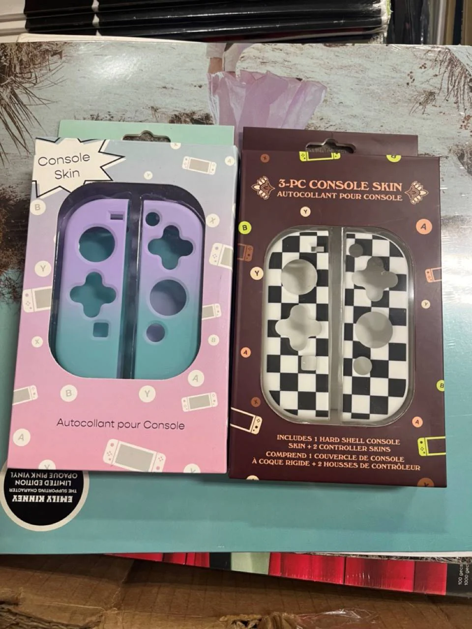 Assorted Tech Accessories Retail - Image 10