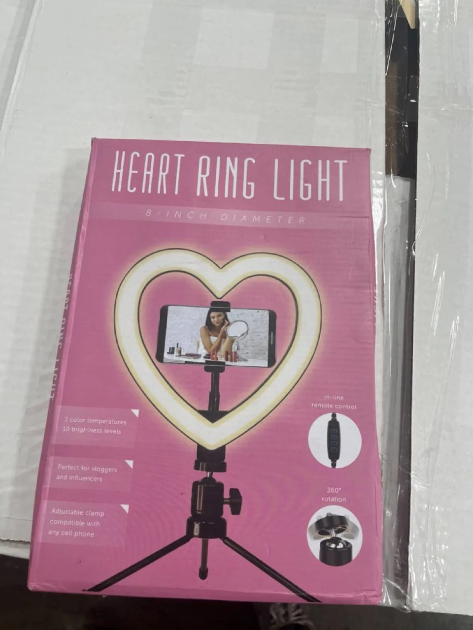 Assorted Tech Accessories Retail - Image 5