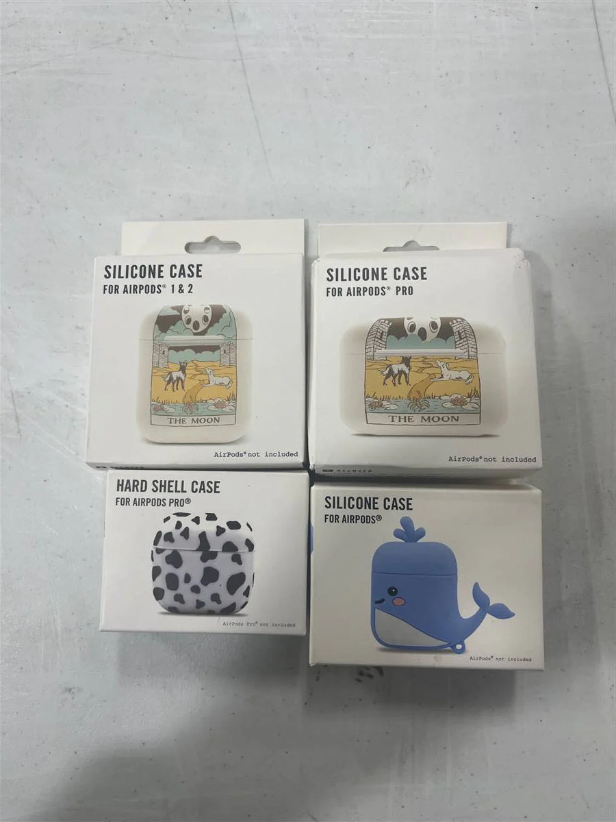 Assorted Tech Accessories Retail - Image 2