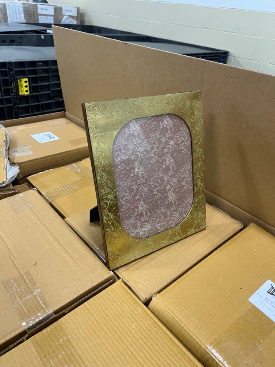 4x6" & 8x10" Picture Frames Retail - Image 5