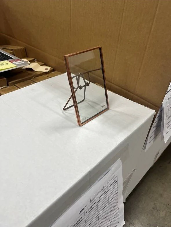 4x6" & 8x10" Picture Frames Retail - Image 3