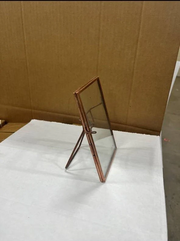 4x6" & 8x10" Picture Frames Retail - Image 4