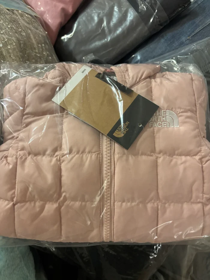 Wholesale Premium Like-New Apparel Pallet – 350 Pieces High-Value Clothing for Resellers - Image 23