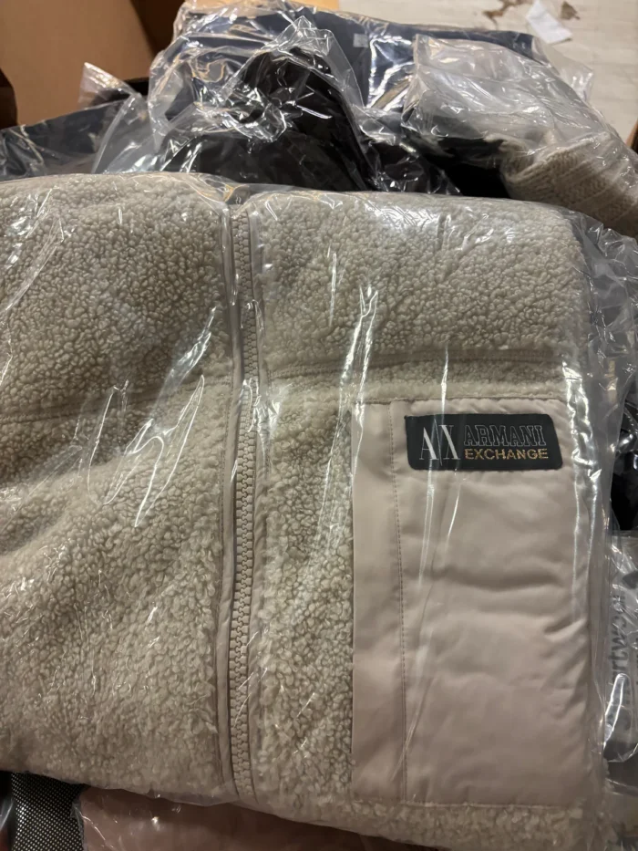 Wholesale Premium Like-New Apparel Pallet – 350 Pieces High-Value Clothing for Resellers - Image 22